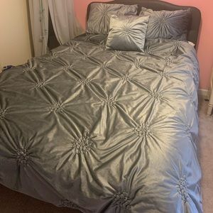 Queen Tucked Bedspread Grey Velvet Brand New